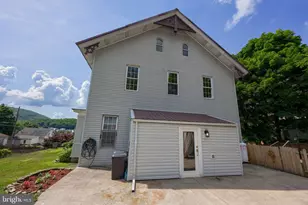 1107 Arch St, Ashland, PA 17921 - Photo 34
