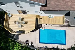 360 Ohio Ave, Shenandoah, PA 17976 - Photo 2
