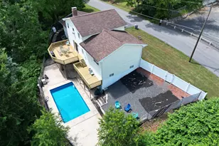 360 Ohio Ave, Shenandoah, PA 17976 - Photo 4