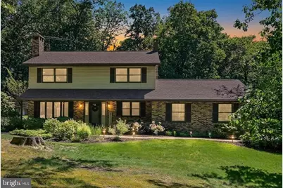 4 NE Shue String Lane, Schuylkill Haven, PA 17972 - Photo 2