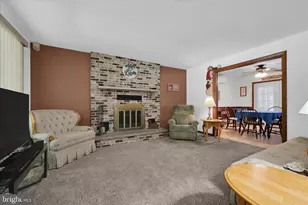 4 NE Shue String Ln, Schuylkill Haven, PA 17972 - Photo 14