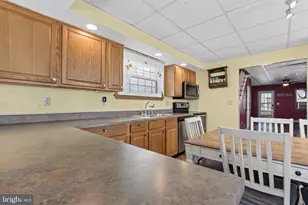 328 S Lehigh Ave, Frackville, PA 17931 - Photo 16