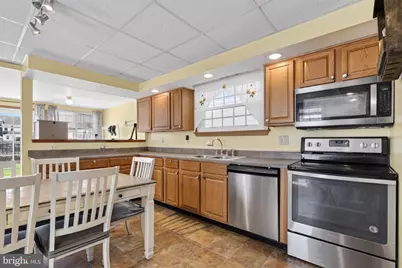 328 S Lehigh Avenue, Frackville, PA 17931 - Photo 12