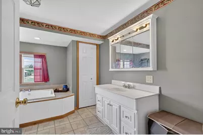 328 S Lehigh Avenue, Frackville, PA 17931 - Photo 36