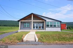 270 W Mountain Rd, Hegins, PA 17938 - Photo 2