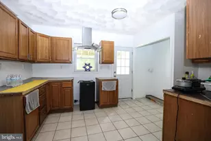 206 W Main St, Tremont, PA 17981 - Photo 10