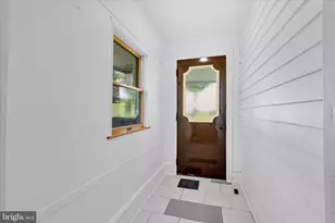 41 S Spencer St, Frackville, PA 17931 - Photo 6