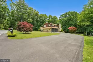 28 Pine Heights Dr, Pine Grove, PA 17963 - Photo 8