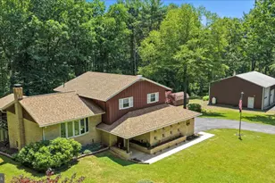 28 Pine Heights Dr, Pine Grove, PA 17963 - Photo 1