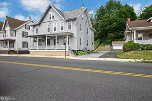 290 Tulpehocken St, Pine Grove, PA 17963 - Photo 2