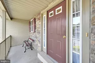 84 Oak Ledge Ave, Schuylkill Haven, PA 17972 - Photo 6
