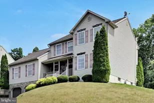 84 Oak Ledge Ave, Schuylkill Haven, PA 17972 - Photo 2
