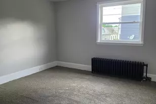 102 E Oak St, Frackville, PA 17931 - Photo 2