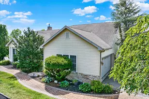 1888 Bow Dr, Auburn, PA 17922 - Photo 4