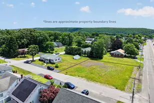 Lincoln, Tamaqua, PA 18252 - Photo 1