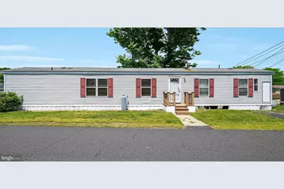 11 Frieden Manor #A, Schuylkill Haven, PA 17972 - Photo 2