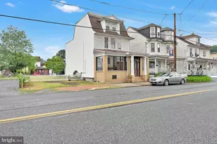38 Valley St, New Philadelphia, PA 17959 - Photo 4