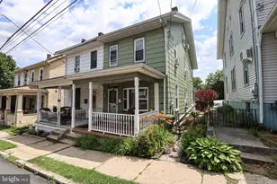 7 Cherry St, Pine Grove, PA 17963 - Photo 2