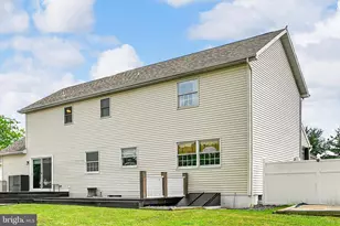 803 Pinewood Dr, Pottsville, PA 17901 - Photo 42