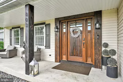 803 Pinewood Drive, Pottsville, PA 17901 - Photo 4
