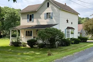 307 W Tanner St, Ringtown, PA 17967 - Photo 2