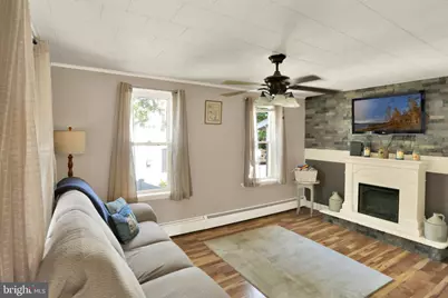 300 W Mifflin Street, Orwigsburg, PA 17961 - Photo 8