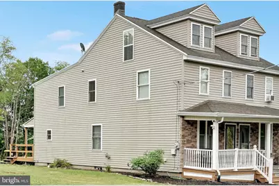 17 SW Lawn Road, Pottsville, PA 17901 - Photo 2