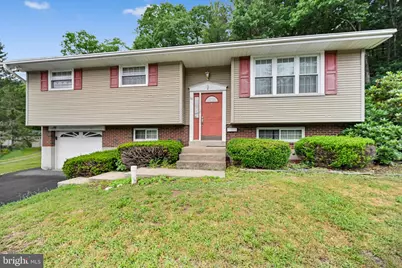 30 N Valley Street, New Philadelphia, PA 17959 - Photo 4