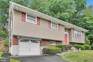30 N Valley St, New Philadelphia, PA 17959 - Photo 6