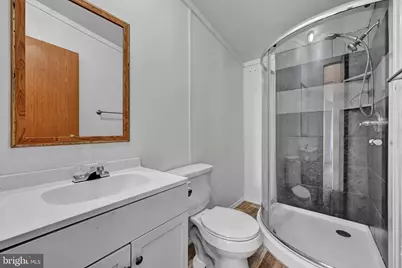 305 Pennsylvania Avenue, Shenandoah, PA 17976 - Photo 20
