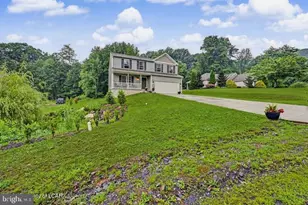 24 Cedar Crk Dr, Ashland, PA 17921 - Photo 4