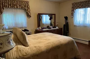 320 S 3rd St, Frackville, PA 17931 - Photo 46