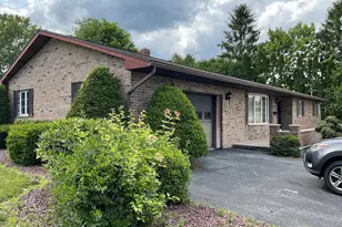 320 S 3rd St, Frackville, PA 17931 - Photo 8