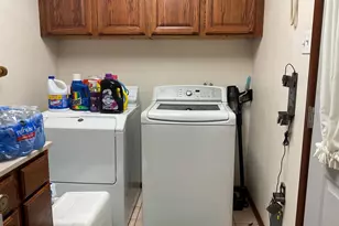 320 S 3rd St, Frackville, PA 17931 - Photo 50