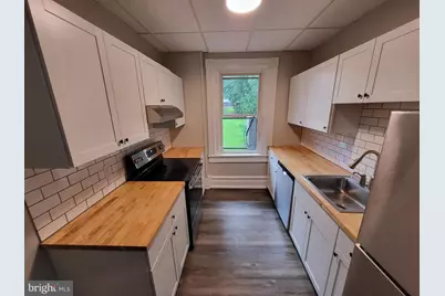 201 E Market Street, Orwigsburg, PA 17961 - Photo 2