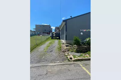 206 W Early Avenue, Coaldale, PA 18218 - Photo 6