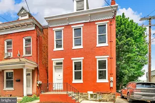 510 Howard Ave, Pottsville, PA 17901 - Photo 1