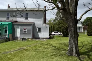328 E Oak St, Frackville, PA 17931 - Photo 48