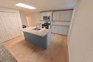 2149 W Norwegian St, Pottsville, PA 17901 - Photo 10