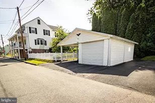 66 E Savory St, Pottsville, PA 17901 - Photo 4