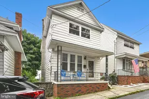 230 S Middle St, Frackville, PA 17931 - Photo 4