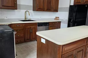 71 W Jefferson Ln, Auburn, PA 17922 - Photo 2