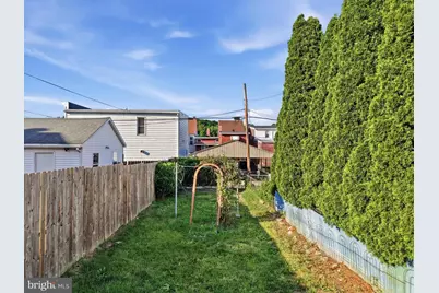 32 Clay Street, New Philadelphia, PA 17959 - Photo 8