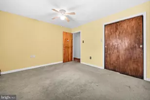 5 Walnut St, Tremont, PA 17981 - Photo 14
