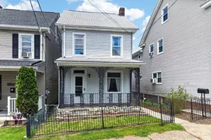 43 E Phillips St, Coaldale, PA 18218 - Photo 1