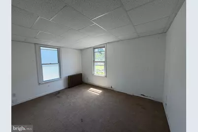 230 W Early Avenue, Coaldale, PA 18218 - Photo 28