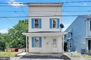 227 Wallace St, Pottsville, PA 17901 - Photo 1