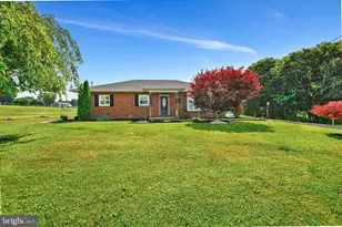 310 S Good Spring Rd, Hegins, PA 17938 - Photo 8