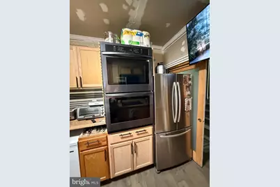 112 W Penn Street, Shenandoah, PA 17976 - Photo 10