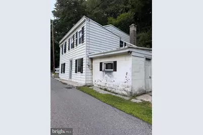 966 S Centre Street, Pottsville, PA 17901 - Photo 2